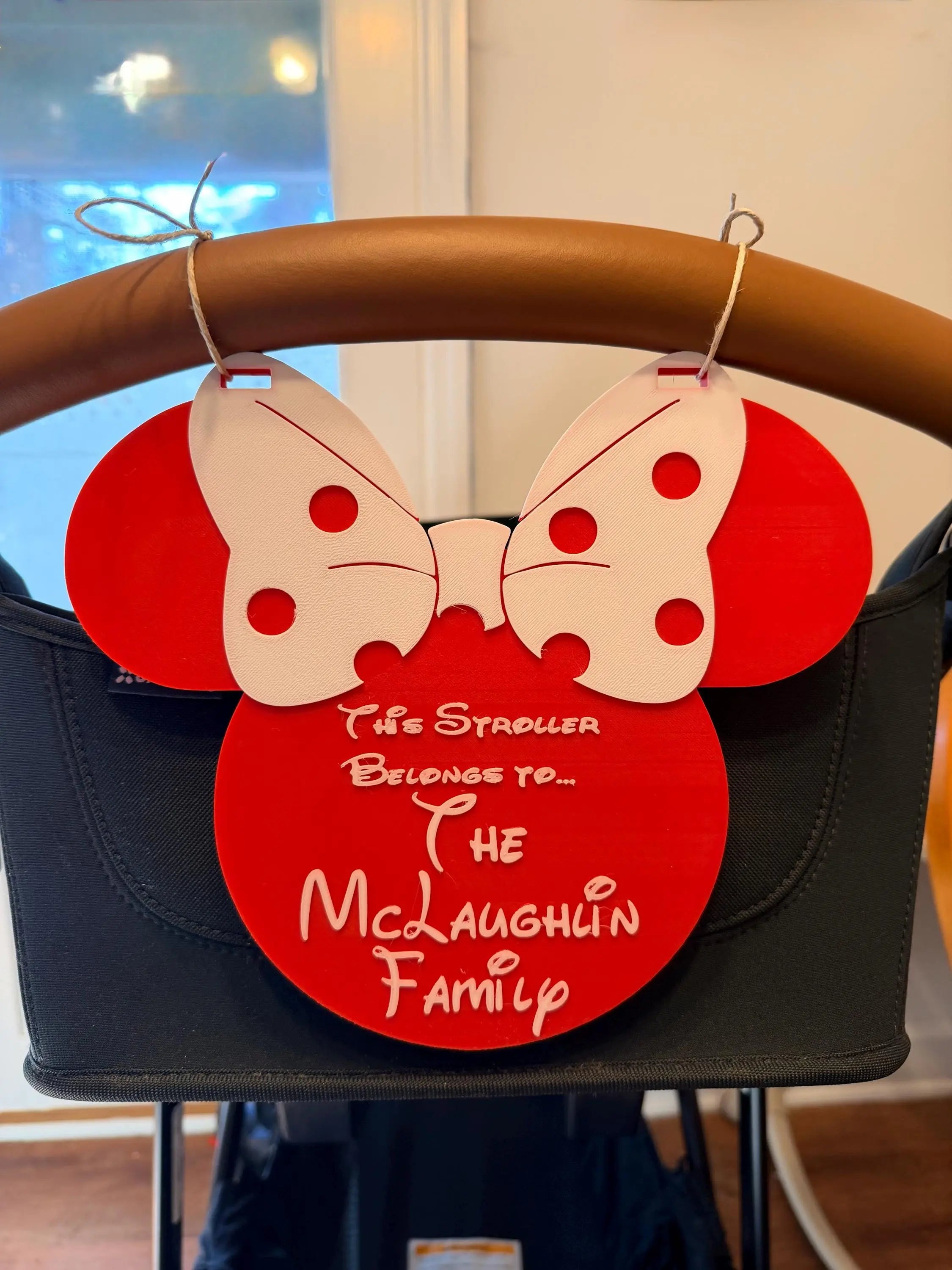 Customized Family Name Sign for Stroller, Theme Park Stroller I.D Tag (Mouse with bow)