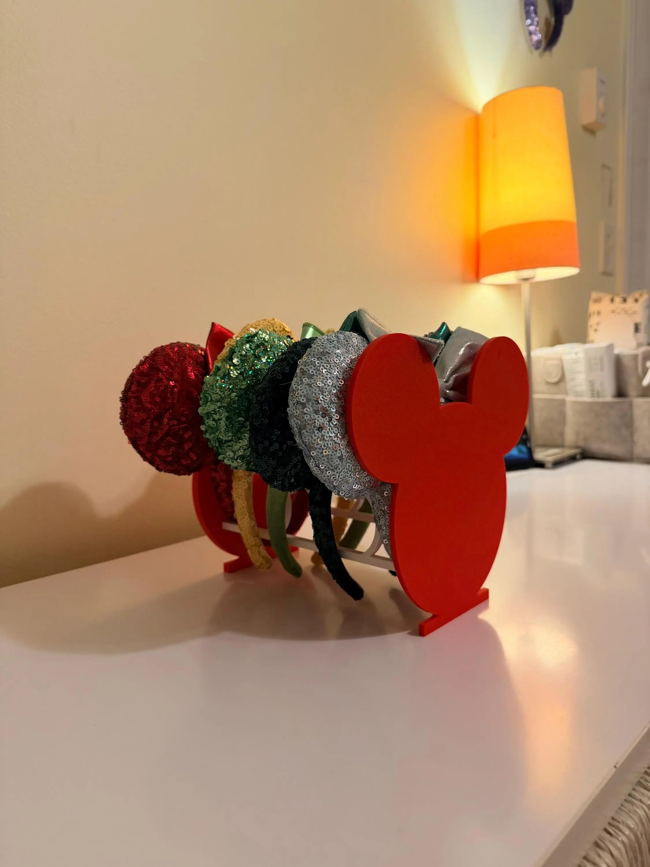 Ears headband holder