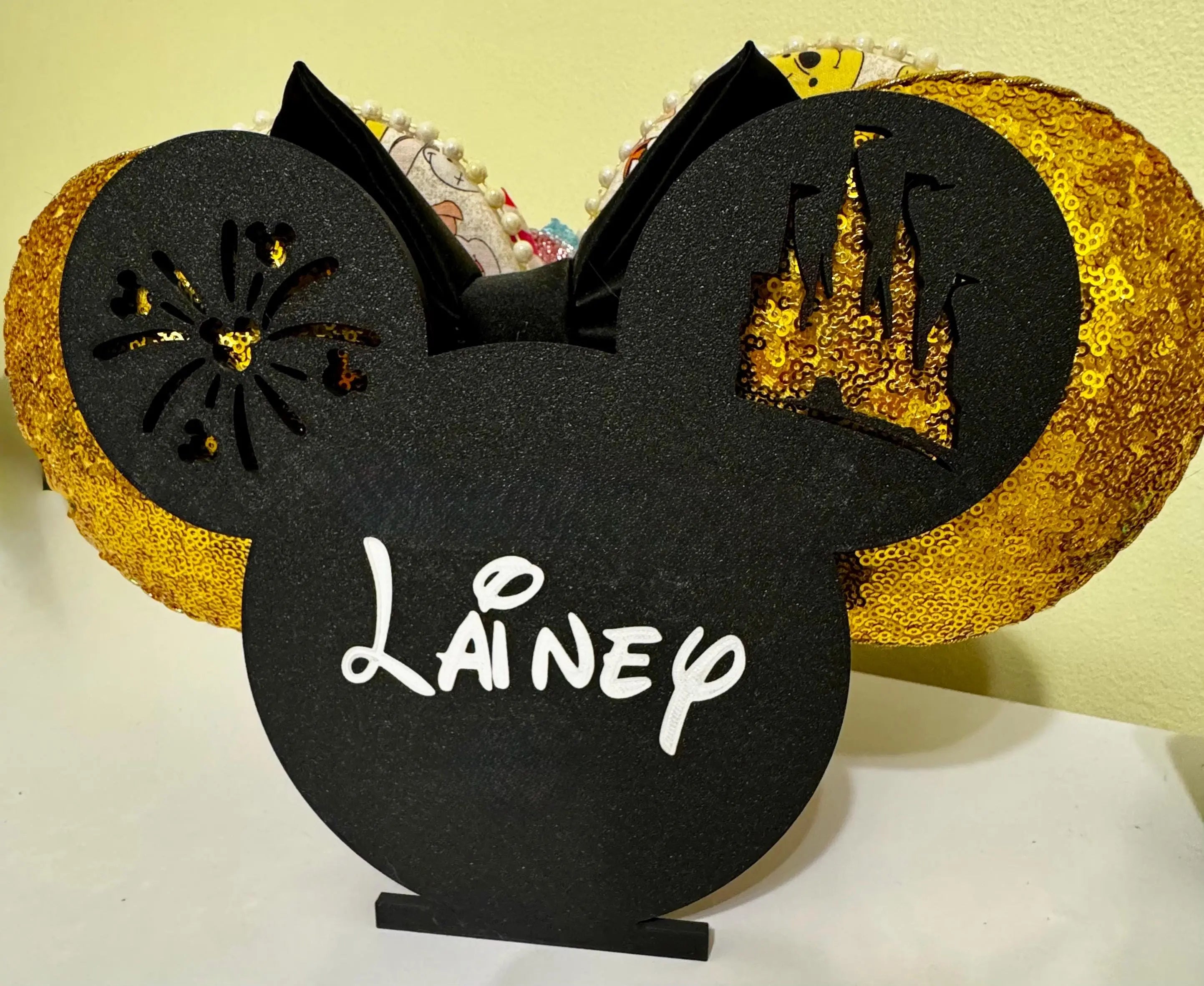 Ears headband holder (customizable)