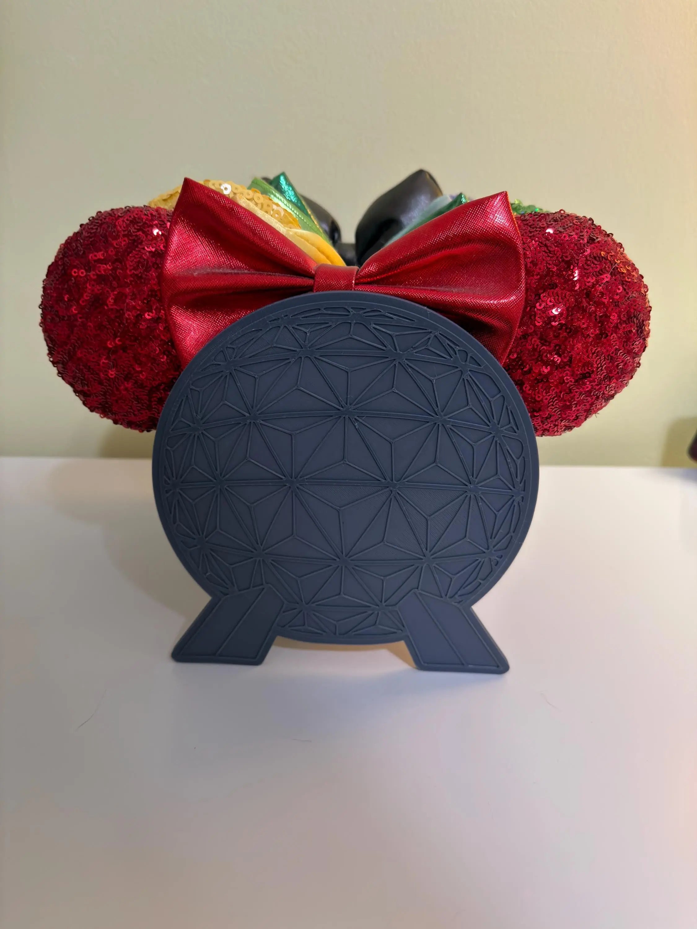 Ears headband holder (theme park)